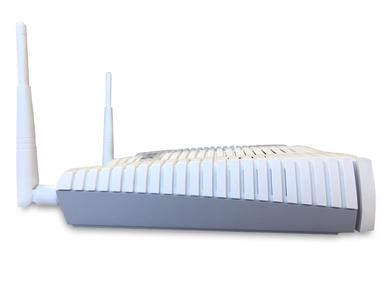 Draytek V2832N Router Side