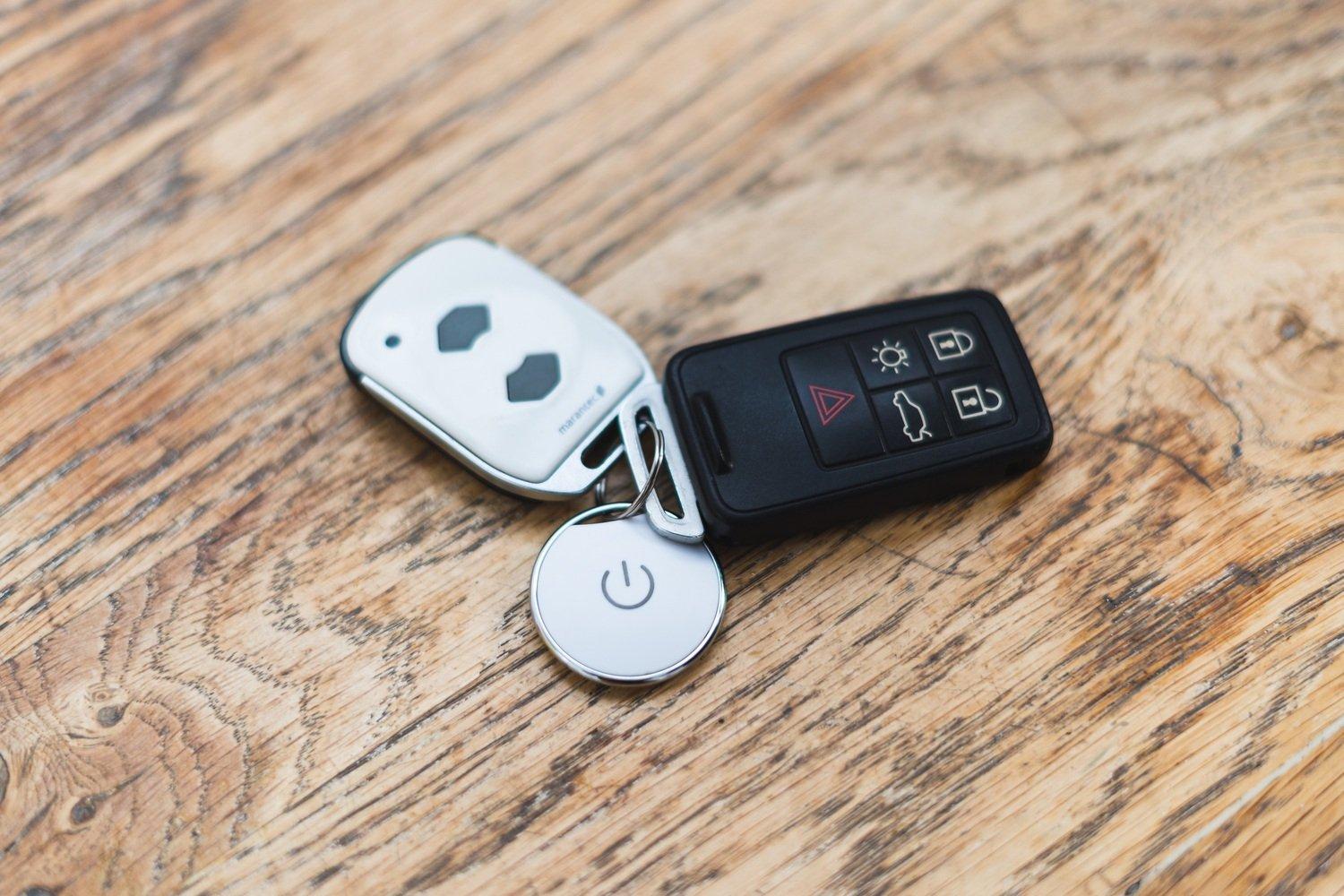 Bold Smart Door Clicker Keyring Image