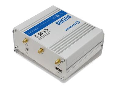RUTX09 WiFi Router Side