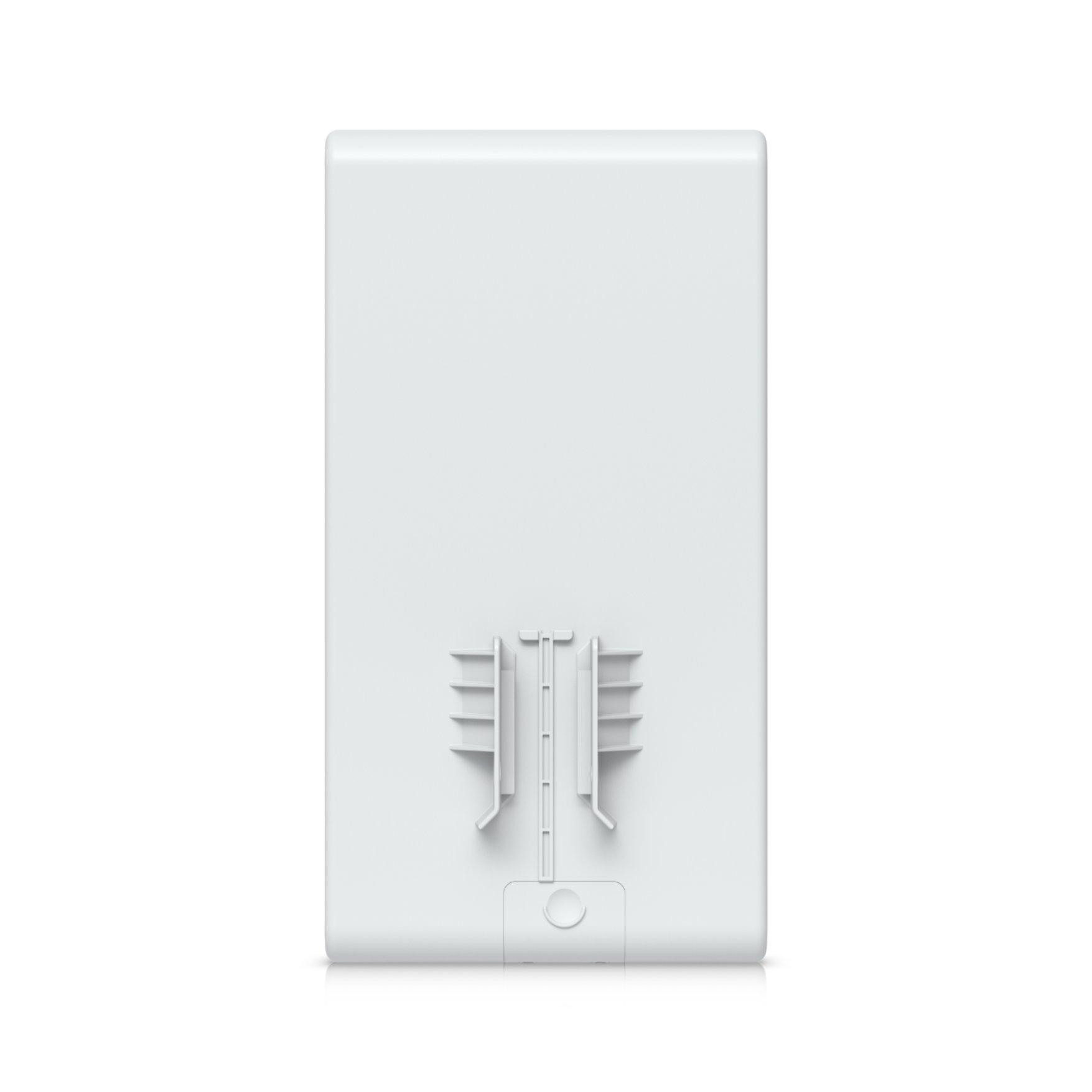 ubiquiti/u6-mesh-pro-13