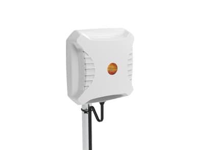 Poynting XPOL-2 Antenna Front Angle