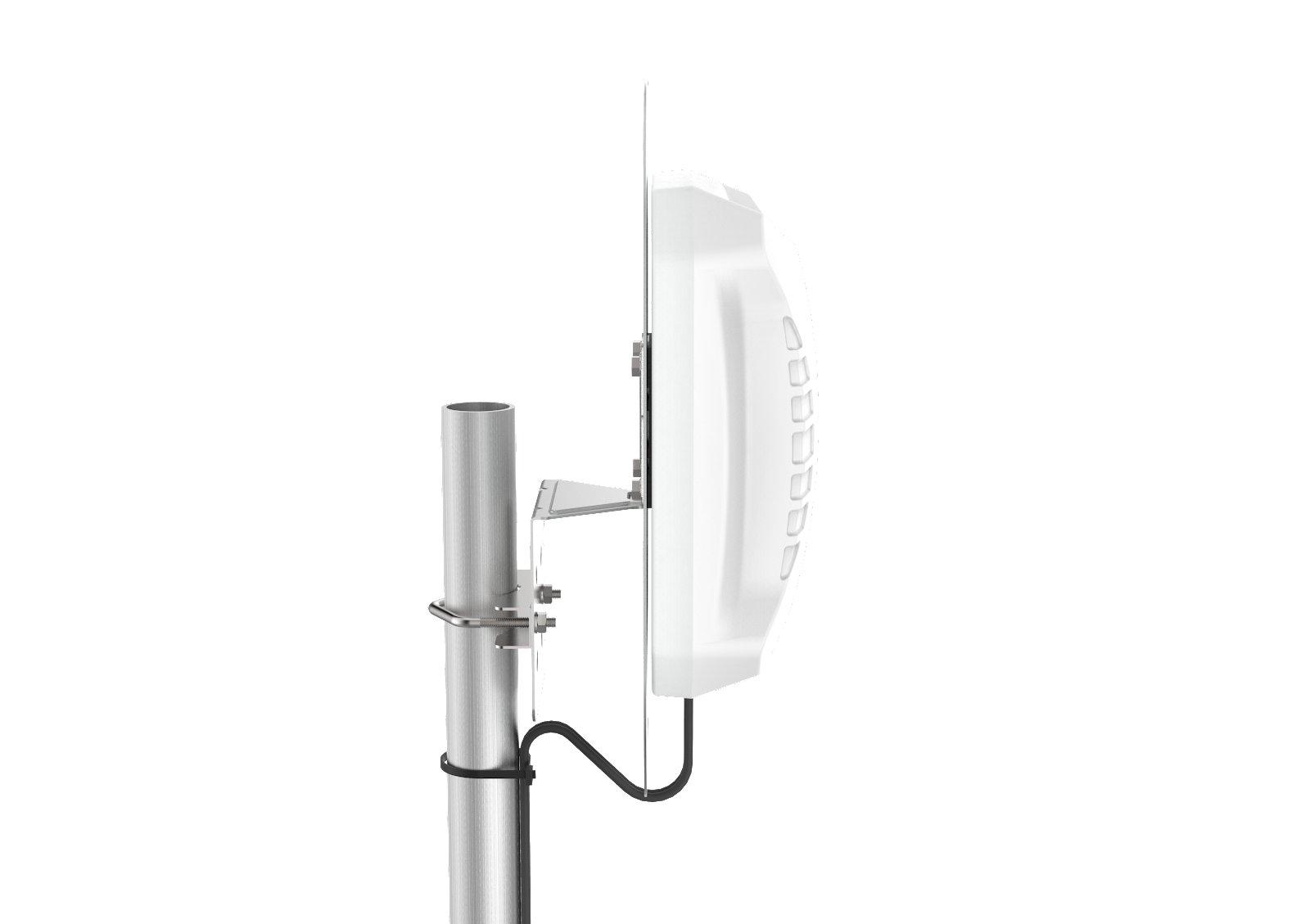 Poynting XPOL-16 Uni-Directional LTE Antenna Side Image